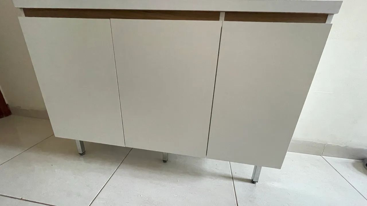Balcão de guardar louças 
