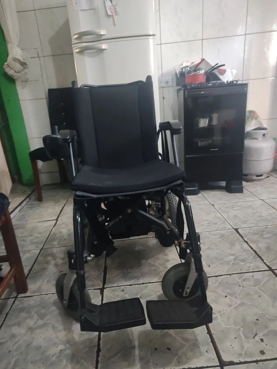 Cadeira de Rodas Motorizada Freedom Compact - Foto 4