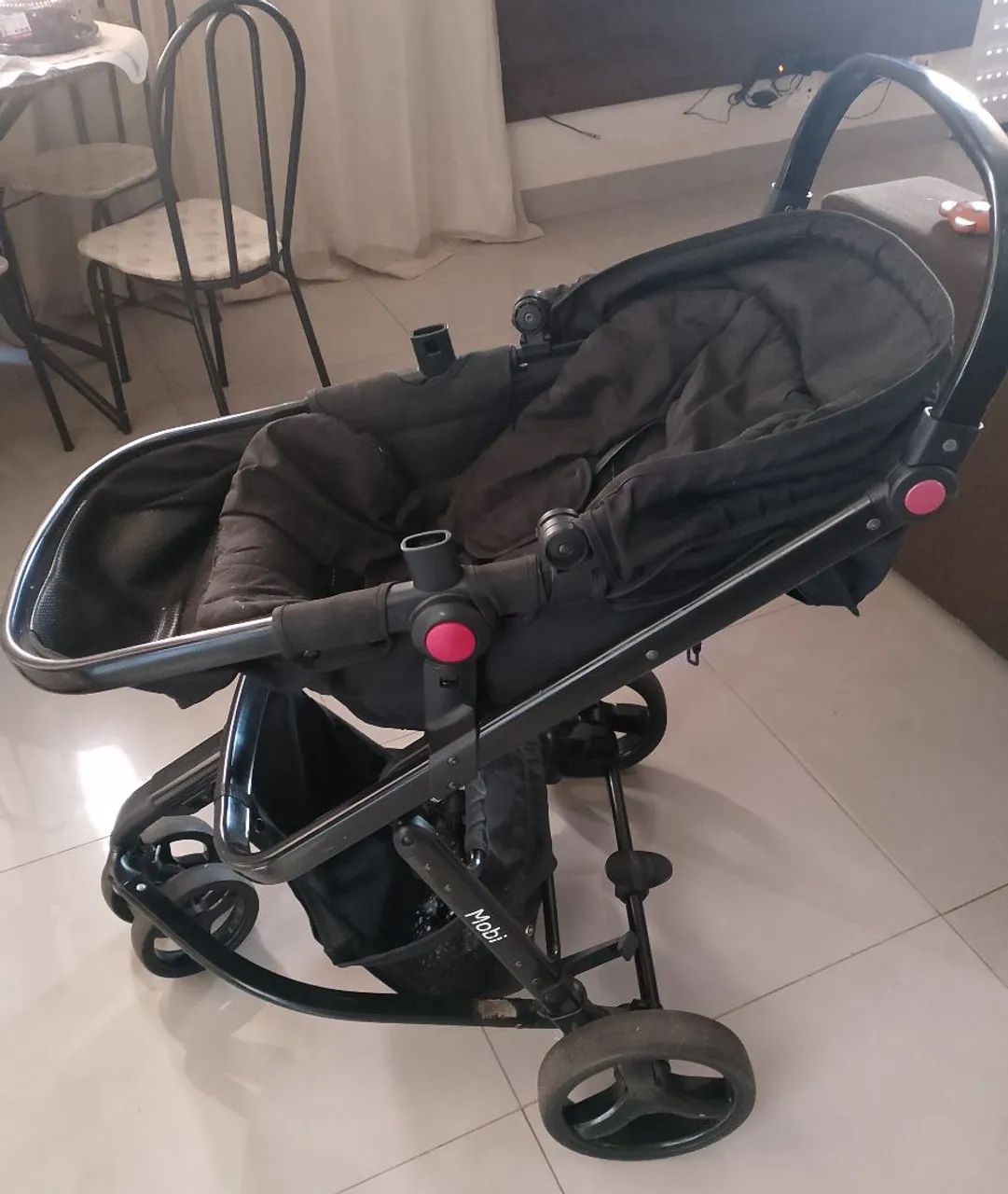 Carrinho de bebê Mobi