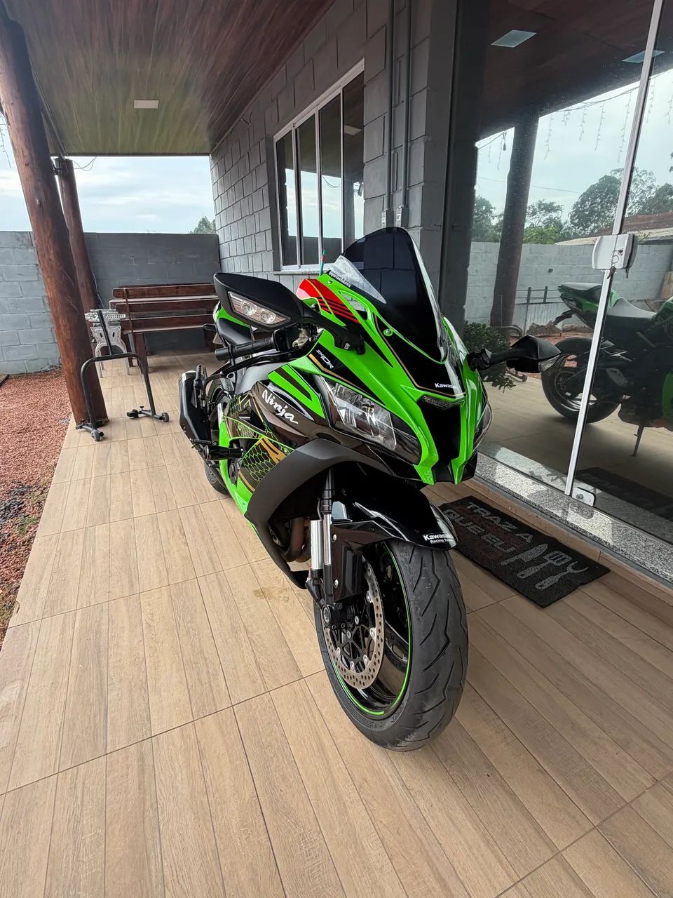 Kawasaki Zx-10/ Zx-10r 1000cc 2020 - 1495883428 | OLX