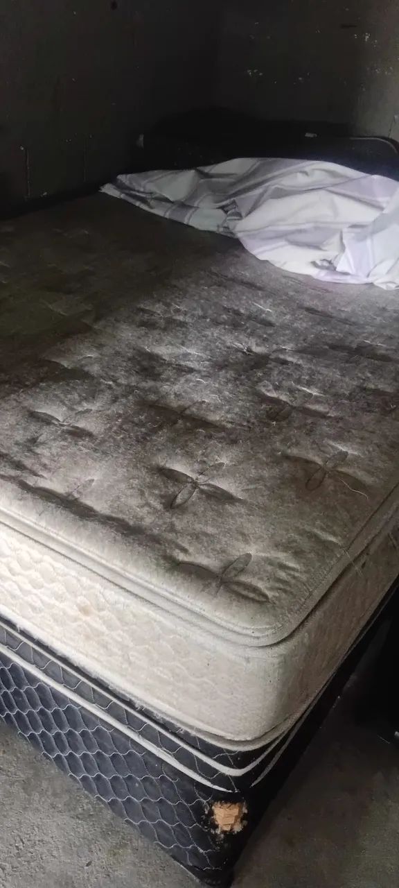 Colchão de casal para doar