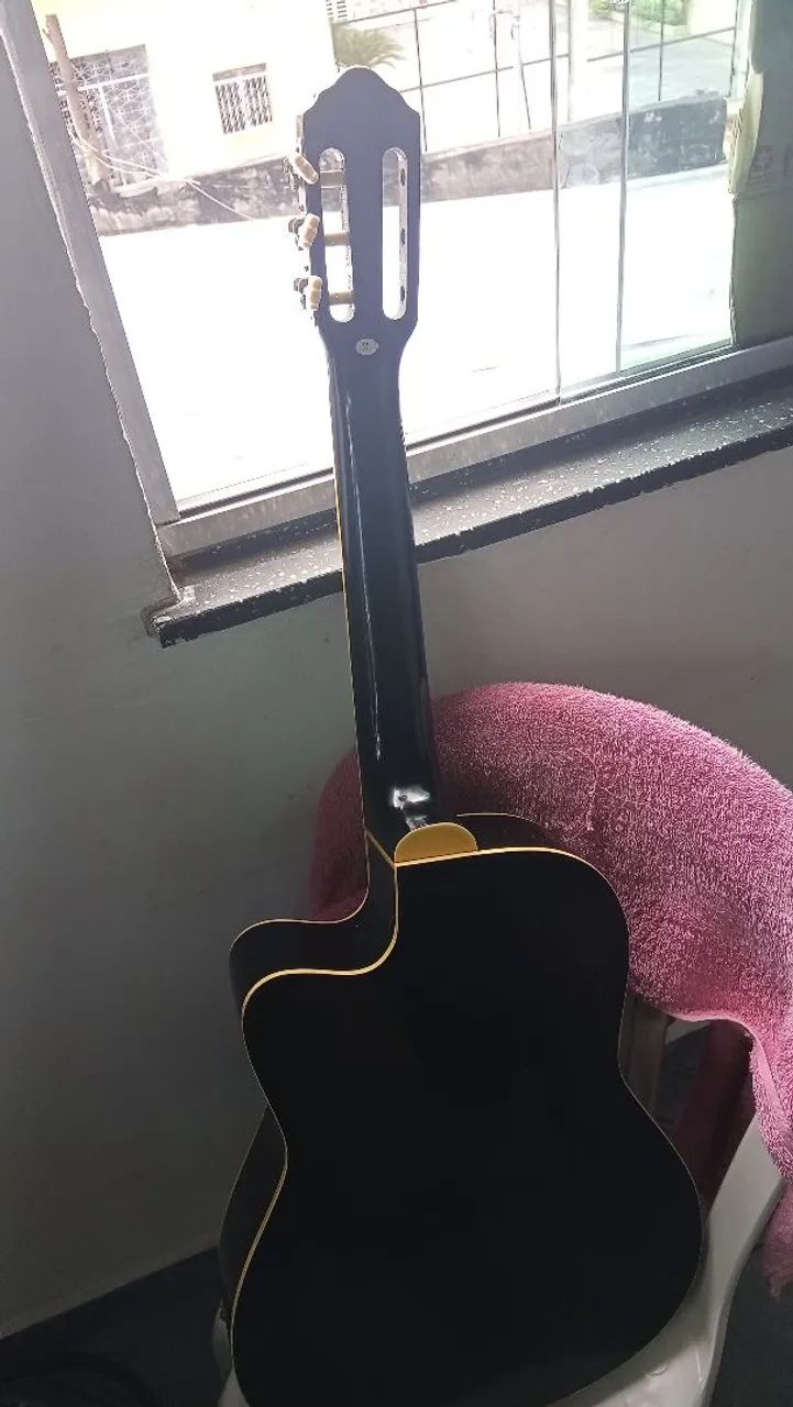 Violão madrie semi novo elétrico...precisa de reparo..vendo pra quem intendi - Foto 4