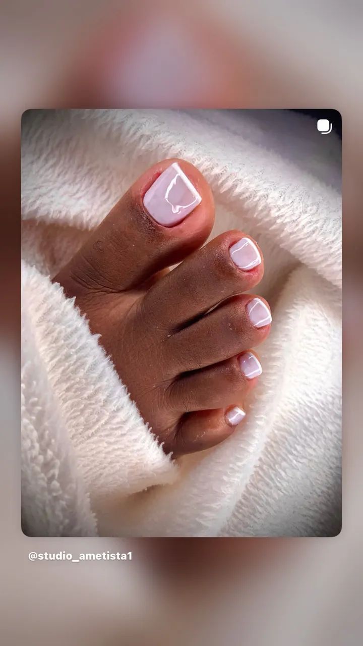 Manicure / nail design 