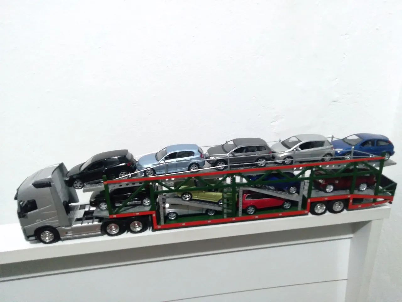 Miniatura Caminhão Volvo Cegonha Escala 1/32  - Foto 3
