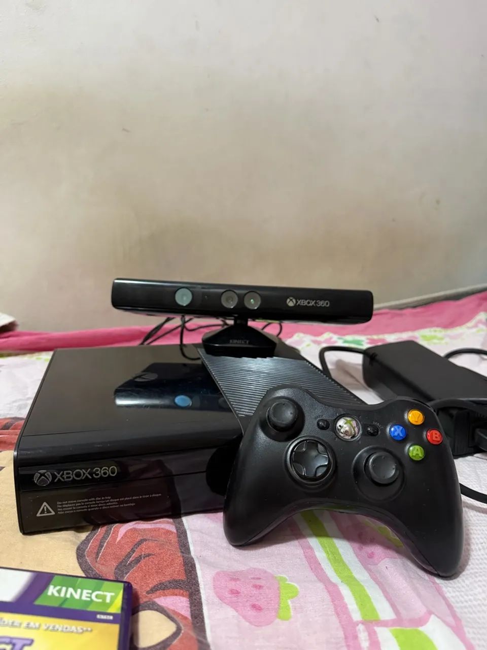 Xbox 360 com kinect + controle e jogos