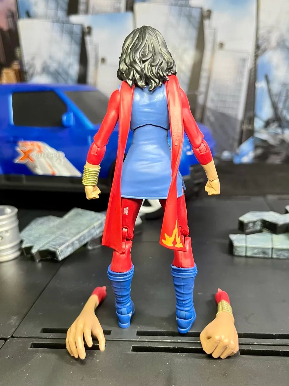 Marvel Legends Miss Marvel - Foto 2