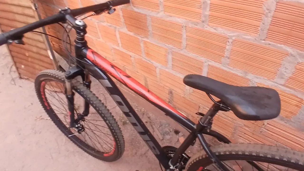 Bicicleta aro 29 600