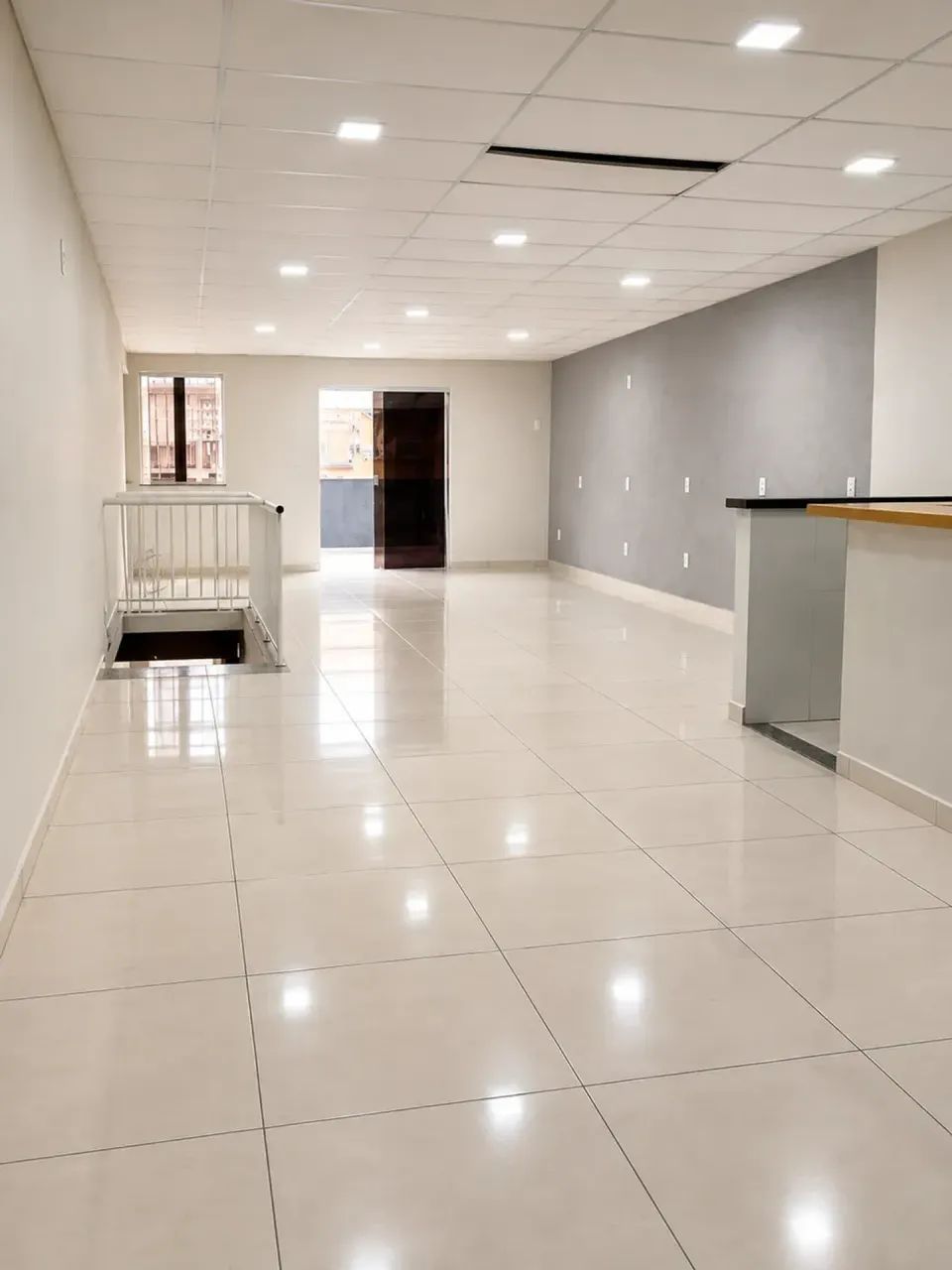 Loja / Espaço comercial amplo em Engenho de Dentro - Rio de Janeiro - Foto 2