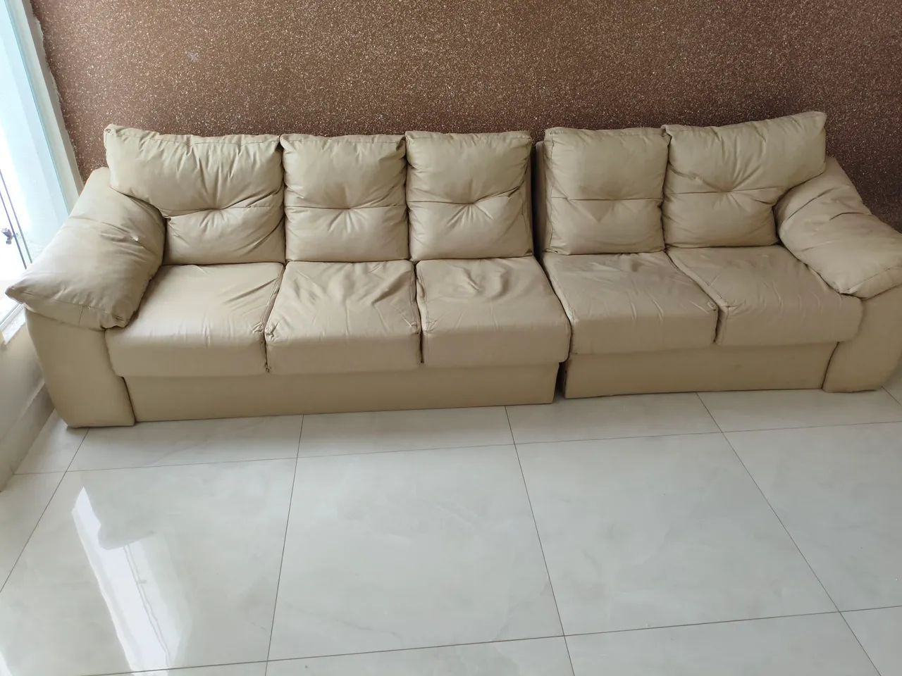 Vendo sofá couro berge