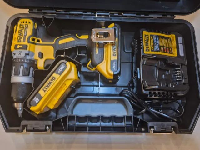 Parafusadeira DeWalt DCD796 Brushless - Nova, Original e Muito Forte! - Foto 3