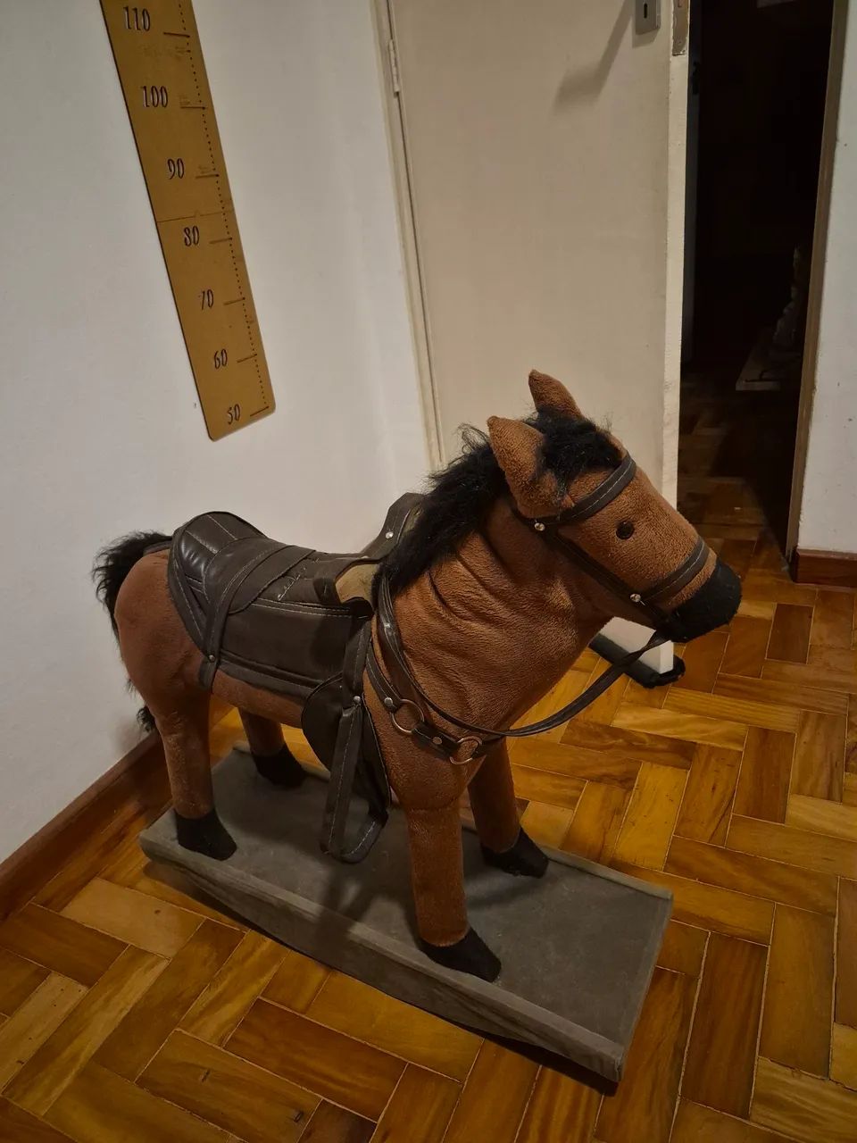 Cavalinho de balanço grande