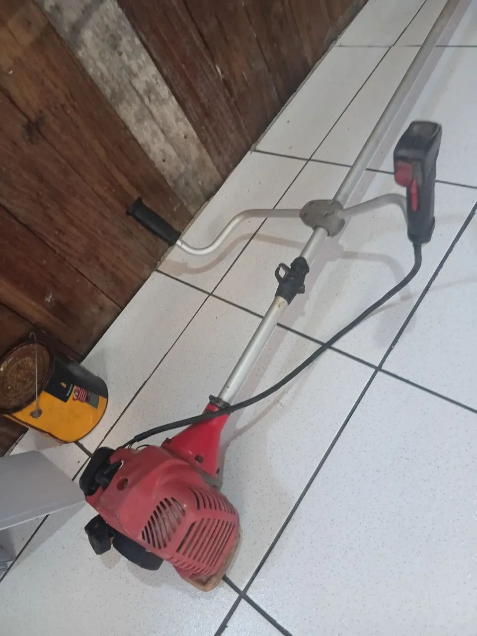 Vendo uma roçadeira 