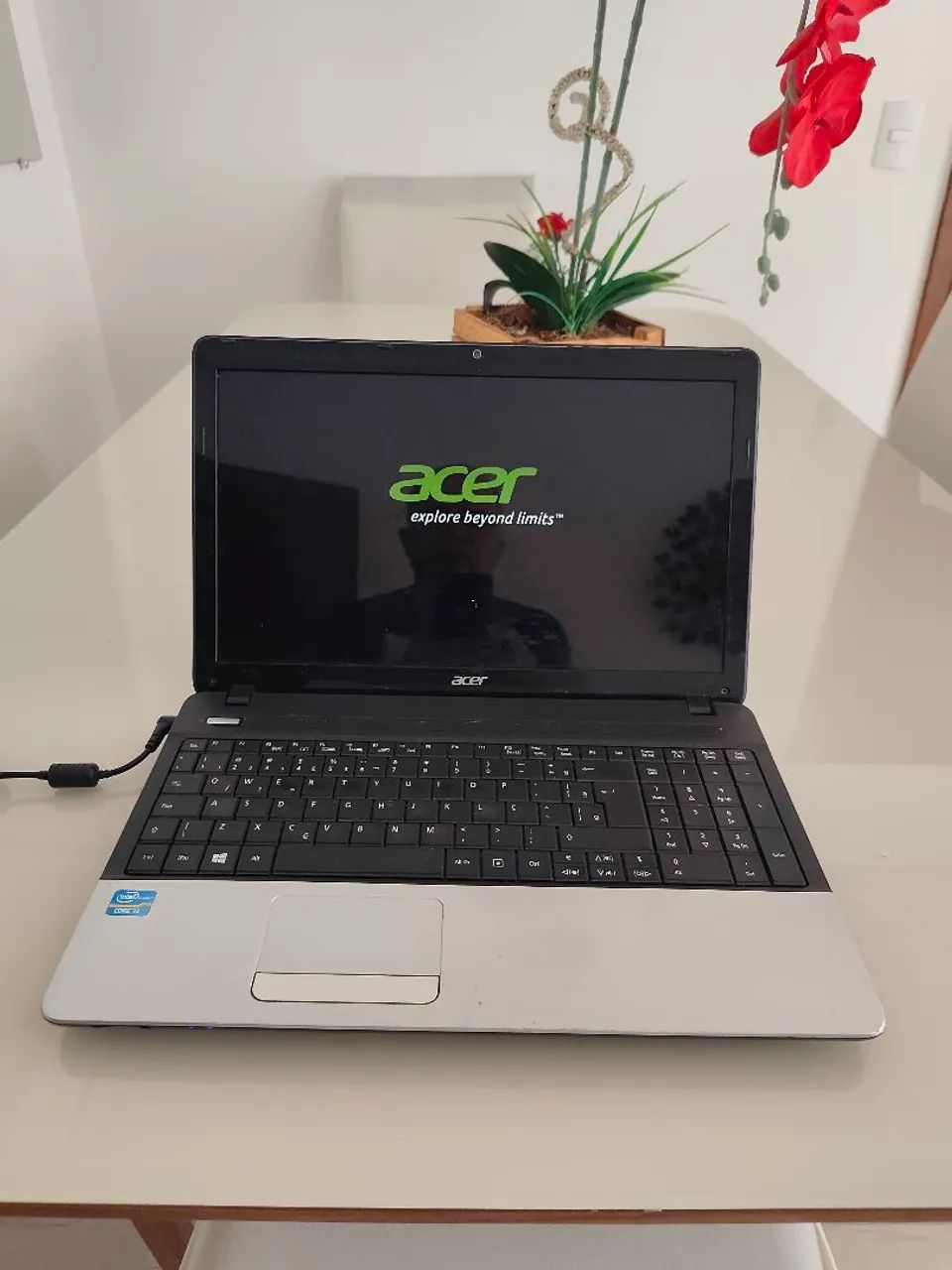 Notebook Acer i3 E1-571 - Foto 2