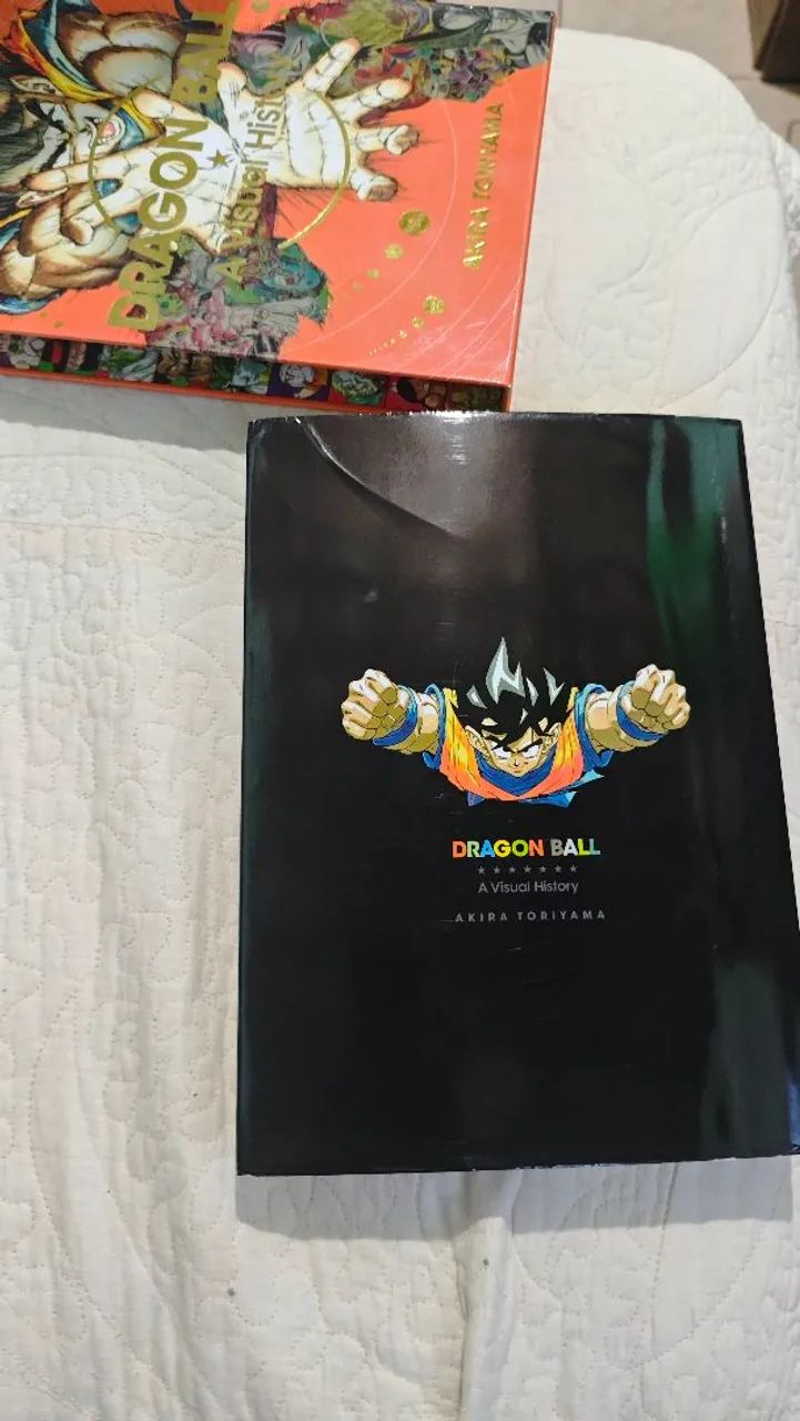 Livro Dragon Ball A visual History - Foto 5