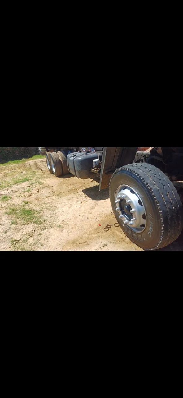 Caçanba ford cargo 2428 E - Foto 3