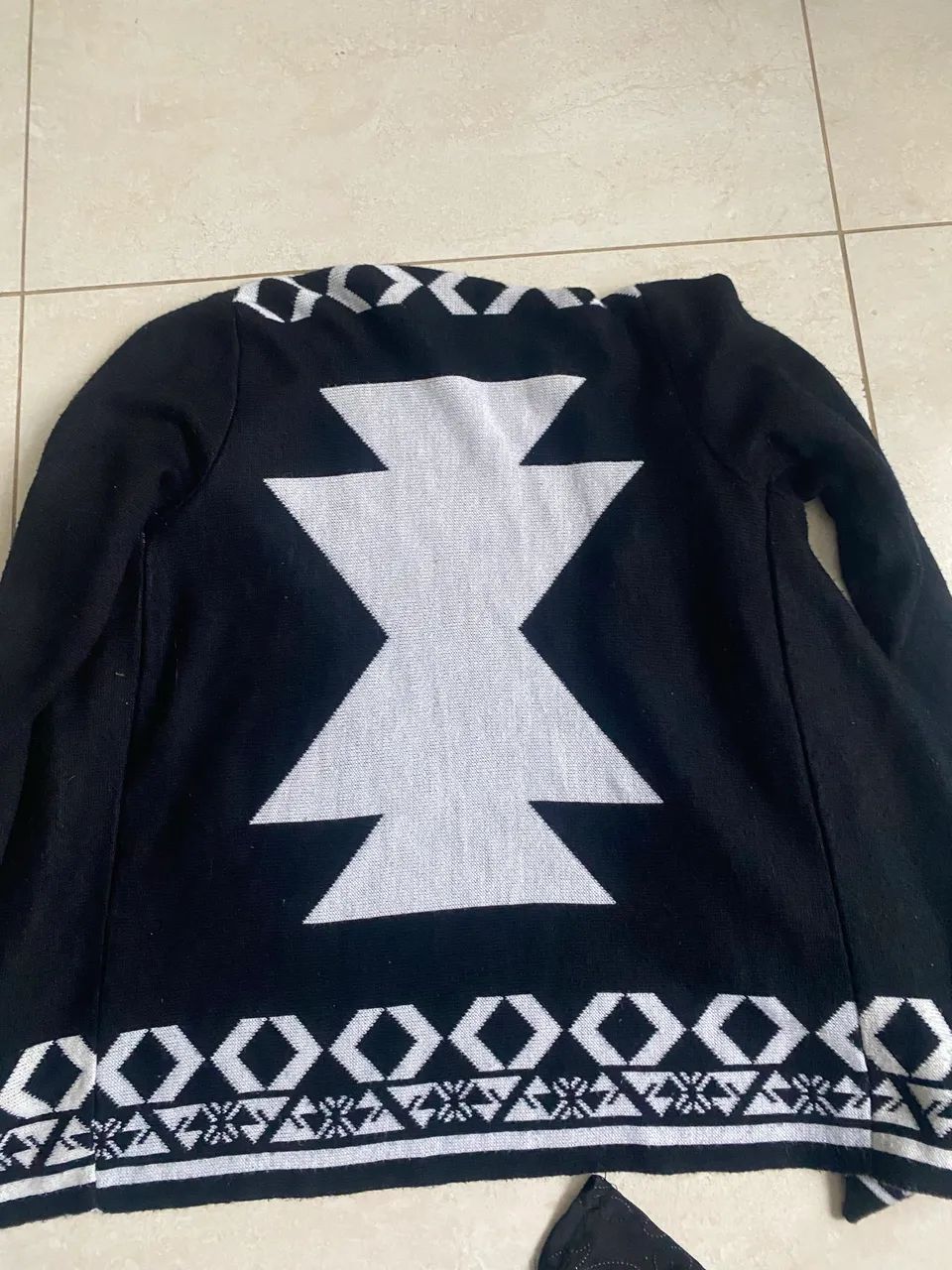 Cardigan preto e branco - Foto 2