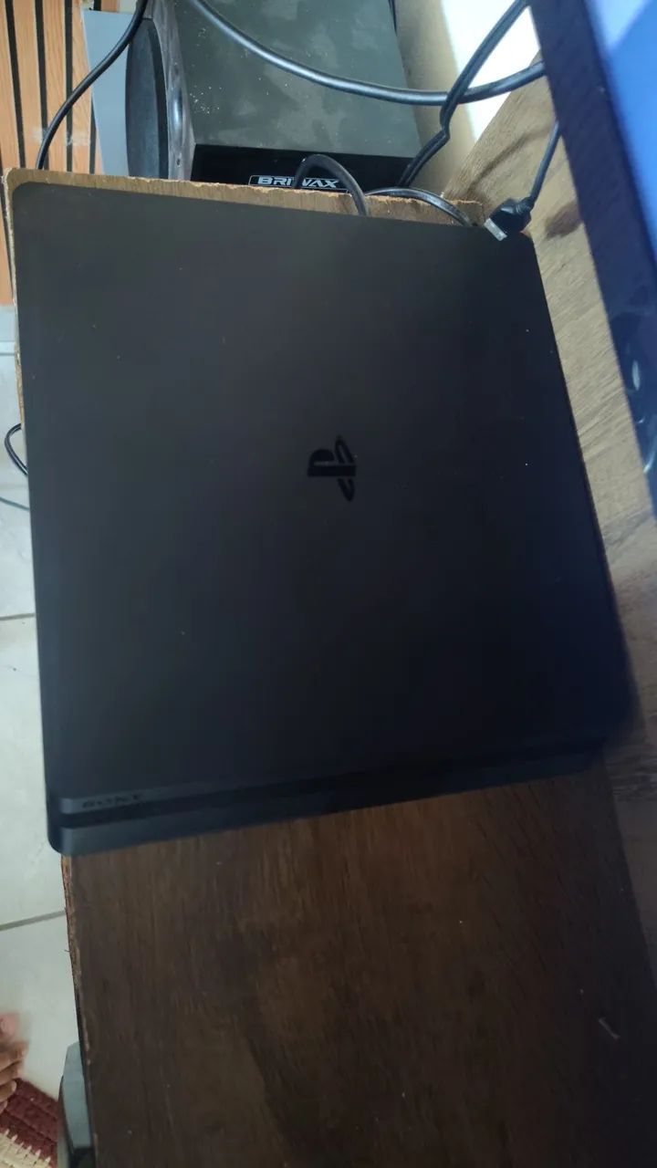 PS4 SLIM 