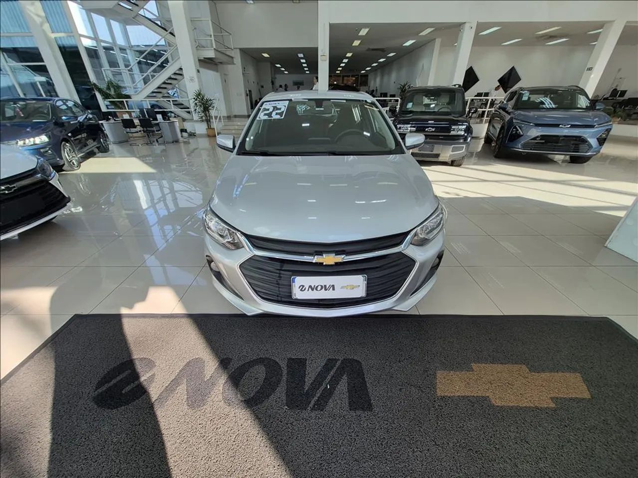 Chevrolet Onix Hatch LTZ 1.0 12V TB Flex Mec. 4P, foto 2 de 17