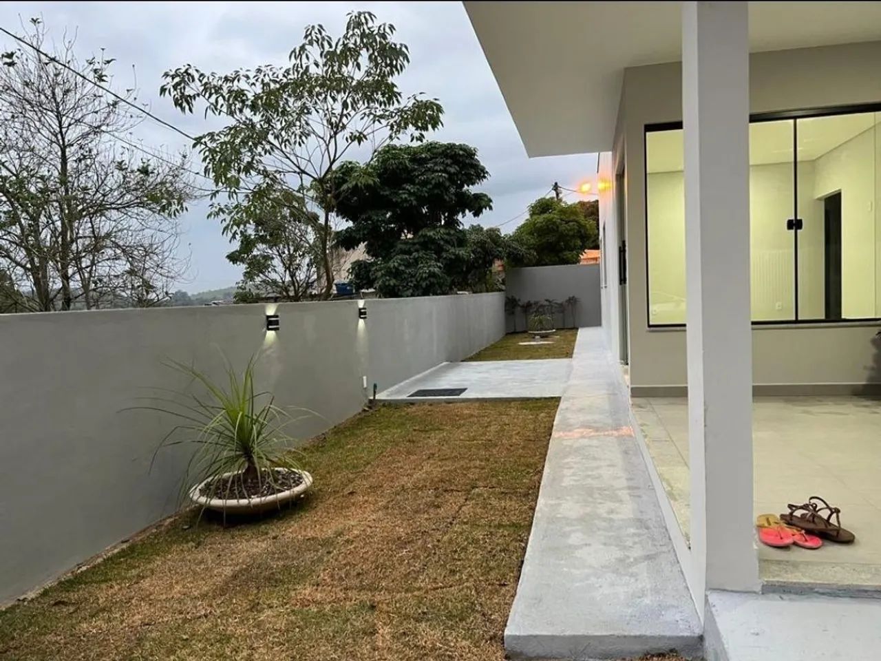 Vendo linda casa em condomínio! - Foto 3