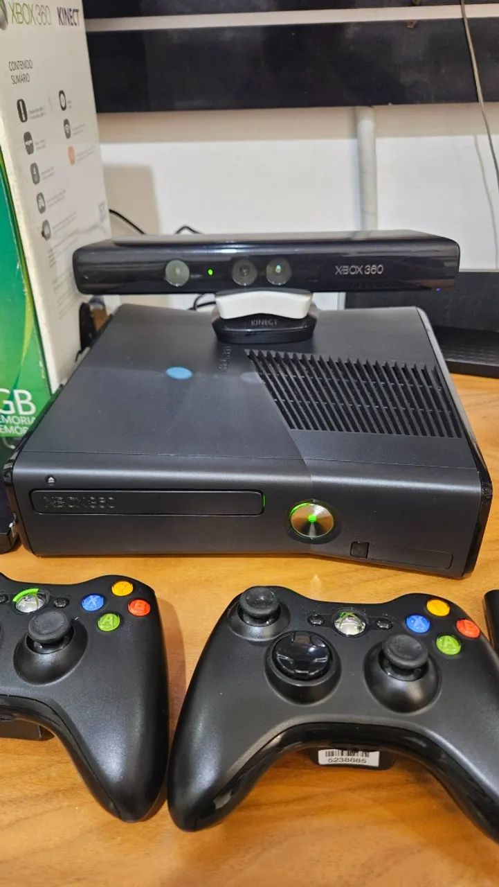 Xbox 360 Slim 500GB + Kinect - Com Caixa e Lacre de Fábrica (Nunca Aberto)