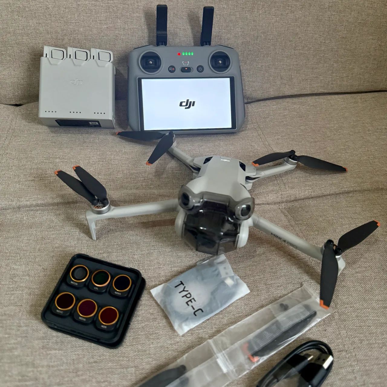 DJI Mini 4 Pro kit Fly More + Case de Transporte + Filtros ND - Foto 2