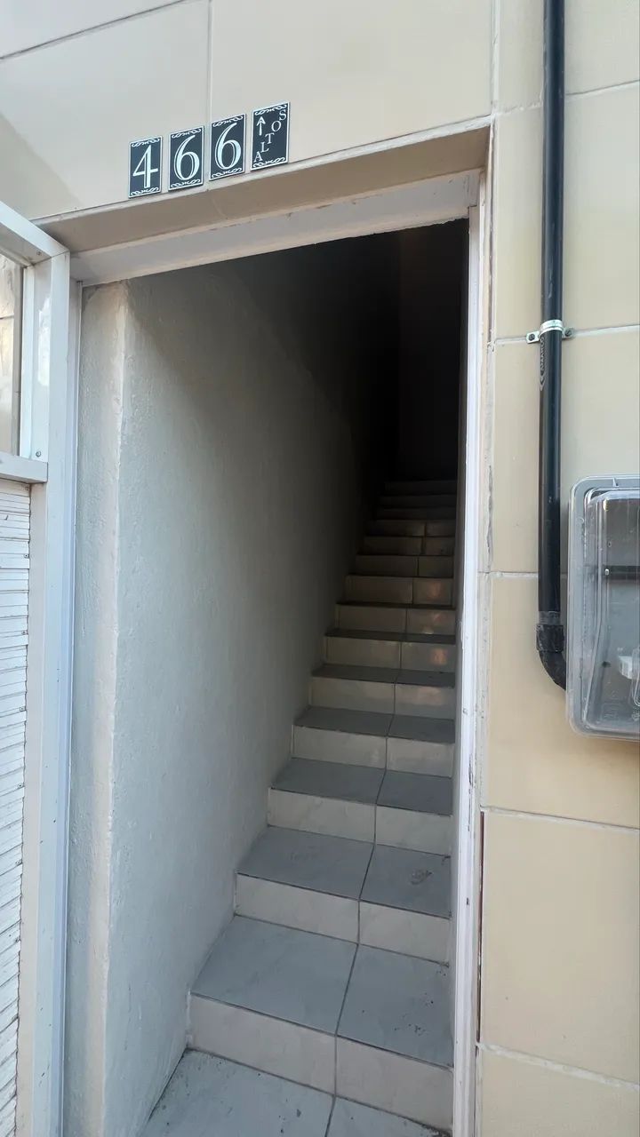 ALUGO CASA NO ITAPERI - Foto 2