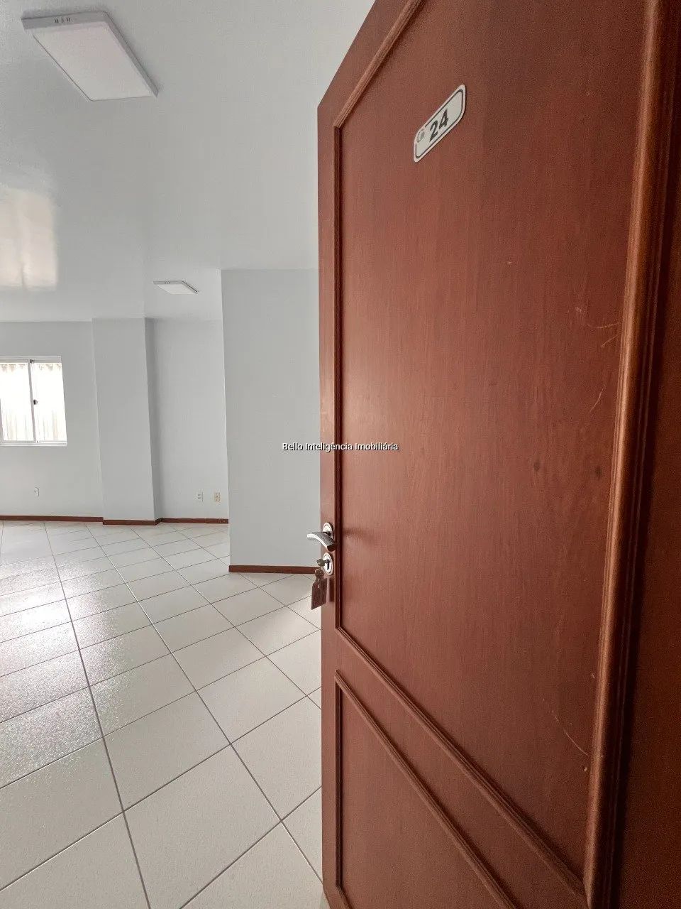 Sala Comercial no centro - Foto 5