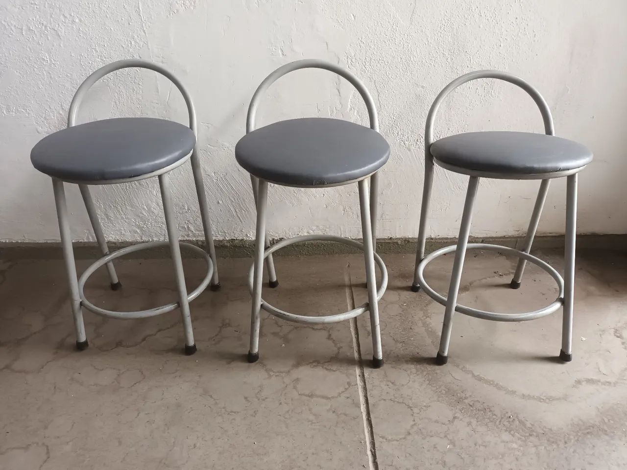 3bancos metal cinza - Foto 2