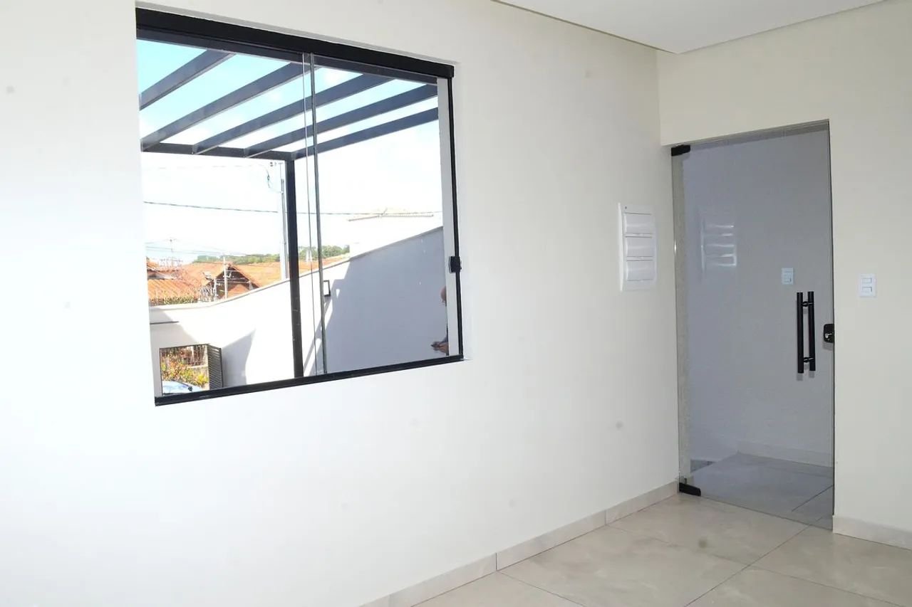 Casa à Venda - Santa Inês, 3 Quartos, 243 m2 - Foto 2