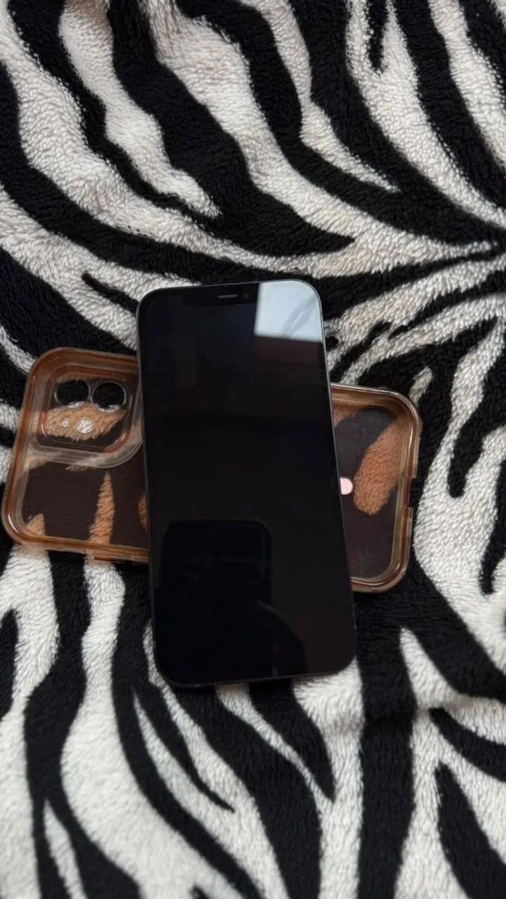Iphone 12 - Foto 2