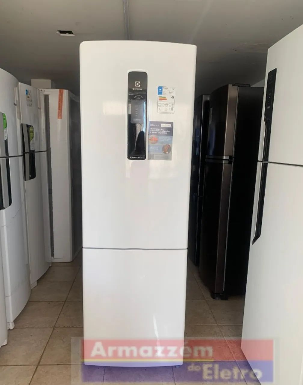 Geladeira Inverse com 60cm de largura "NOVA"
