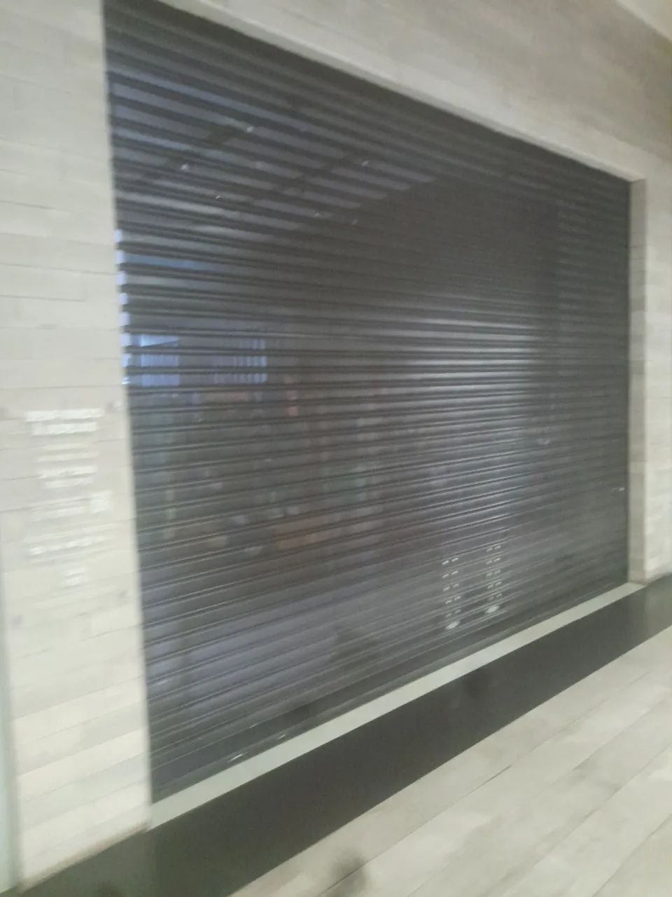  * Serralheria 24horas de portas de aco  - Foto 2