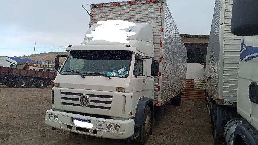 VW 13180 2003 BAU
