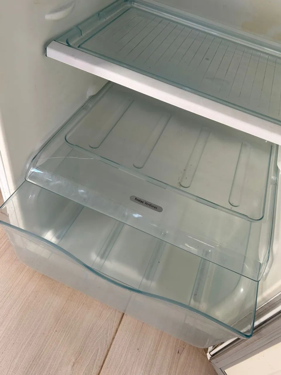 GELADEIRA ELECTROLUX FROST FREE LEIA A DESCRIÇÃO  - Foto 6
