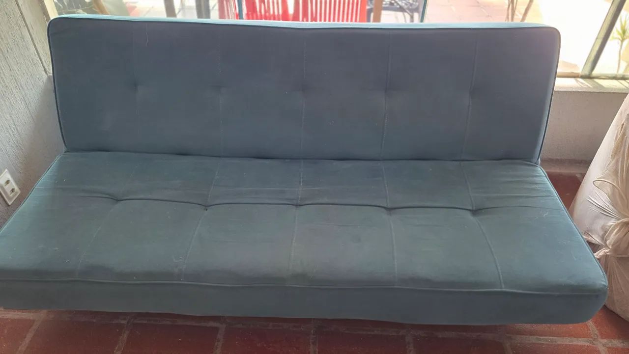 SOFÁ-CAMA 3 LUGARES AZUL PETRÓLEO - CONFORTÁVEL E VERSÁTIL Tokstok - Foto 3