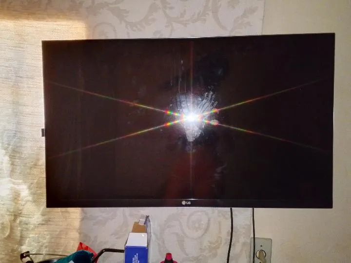 Vende-se Televisão 52 polegadas