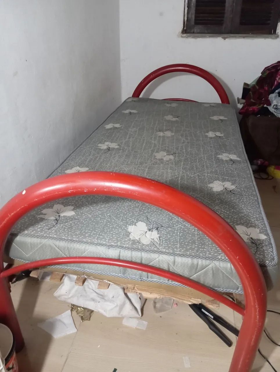 Vendo cama de ferro