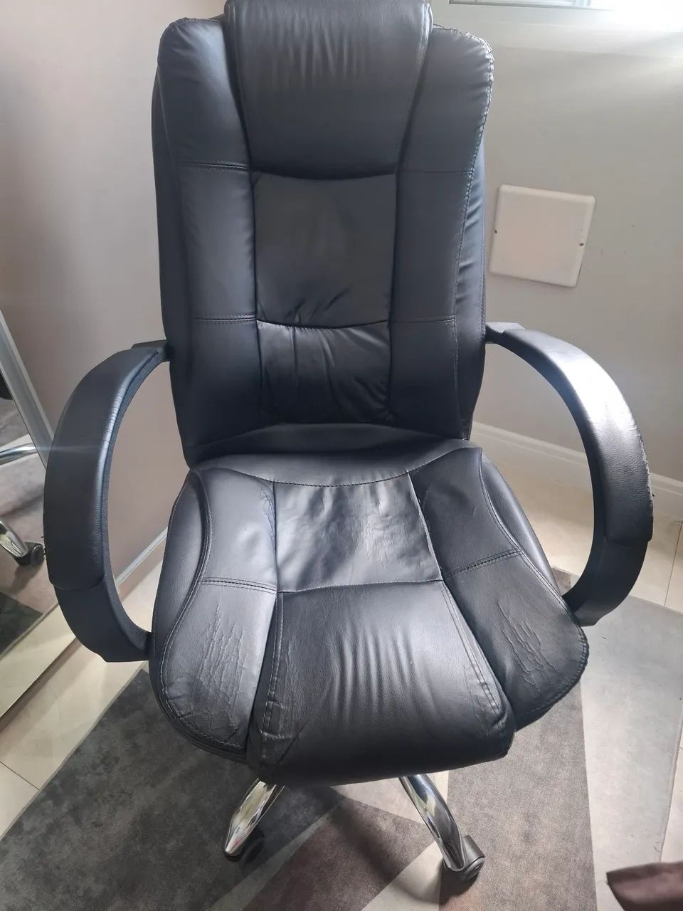 Cadeira Presidente Ergonômica Pelegrin