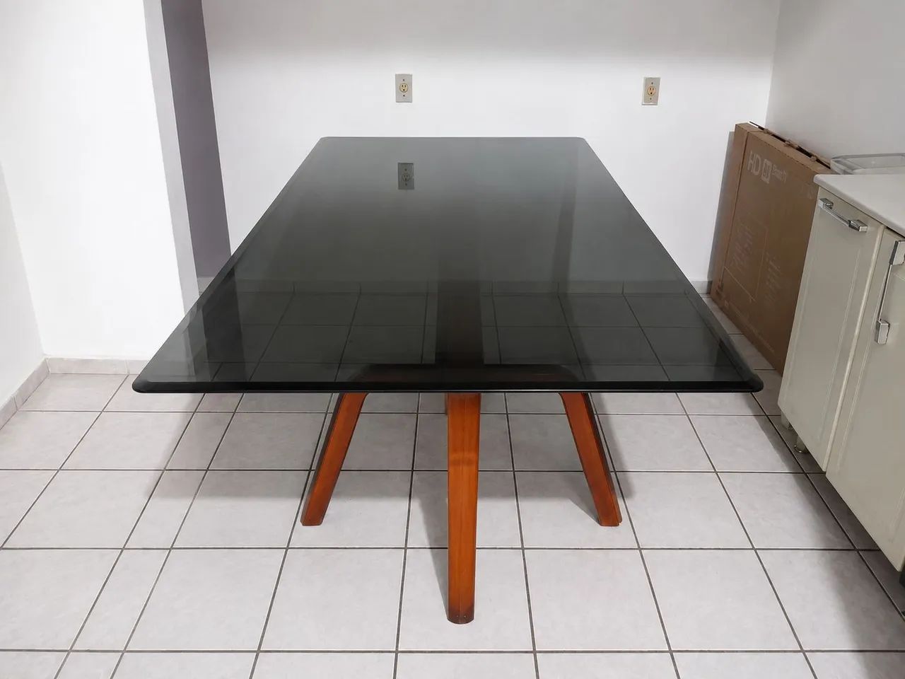 Mesa de jantar grande.