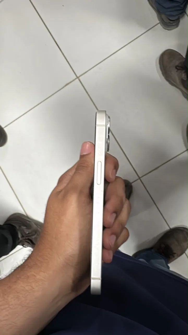 iPhone 14 - Foto 4