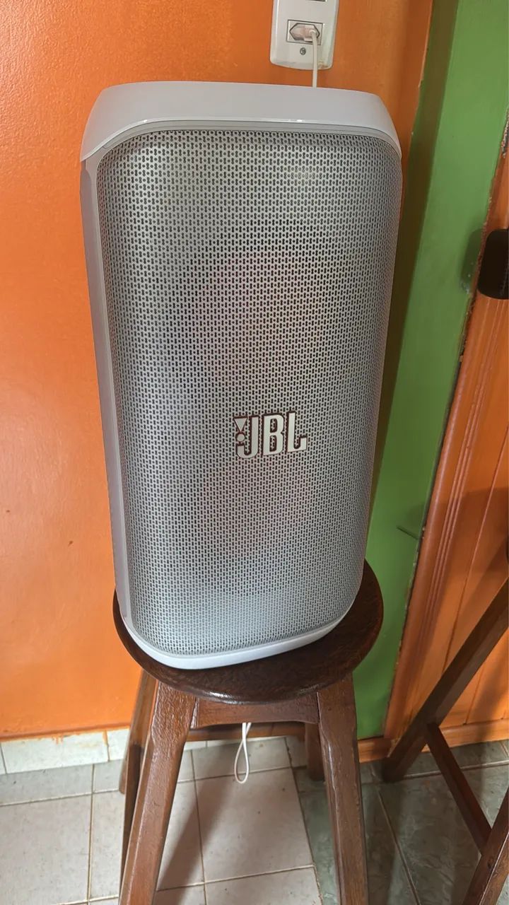 Caixa Jbl paty120