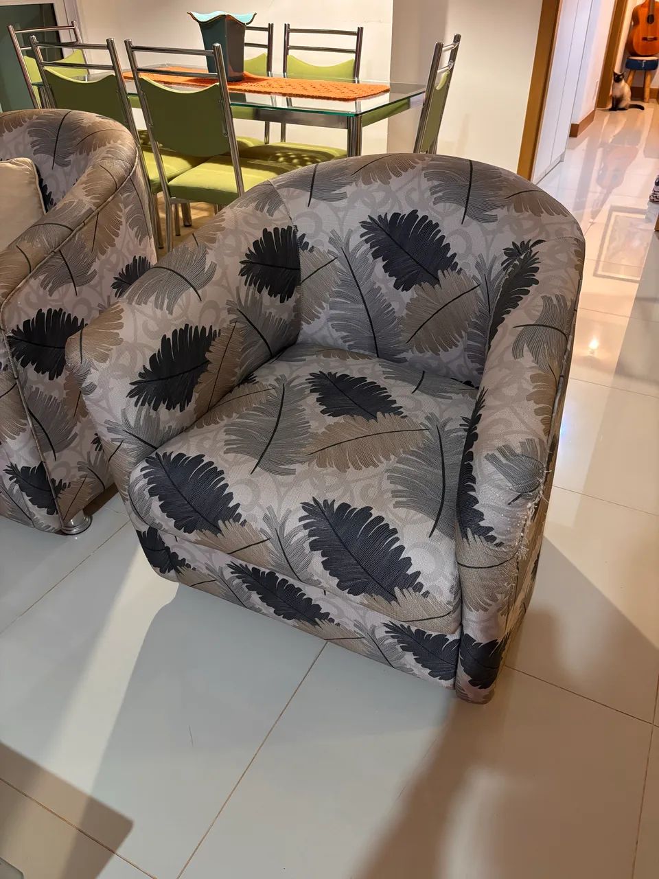 Duas poltronas de boa qualidade  - Foto 2