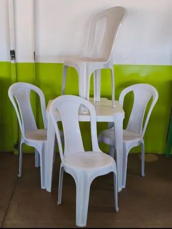 Conjunto de Mesa com Cadeira sem Apoio  - Foto 2