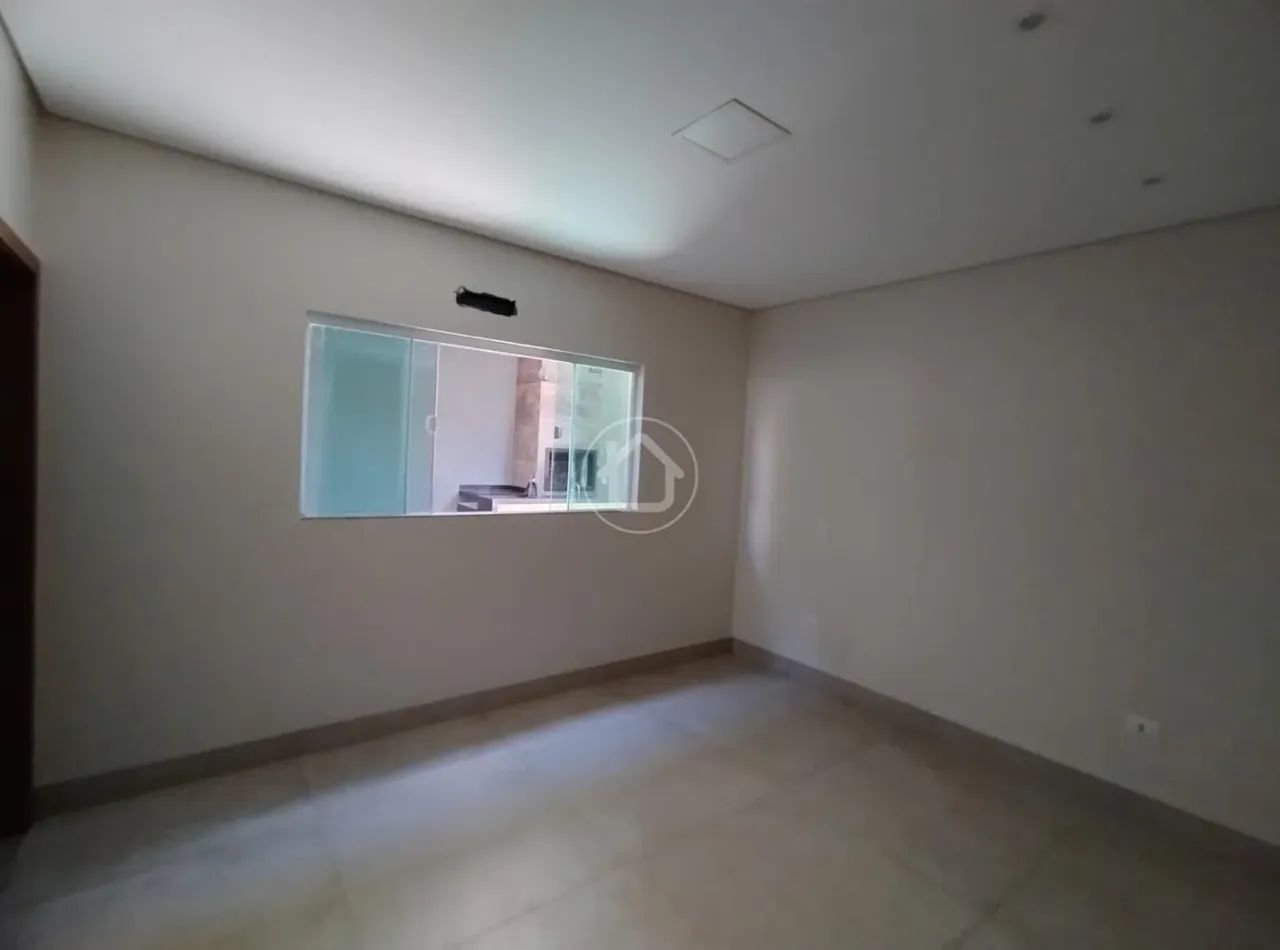 IMÓVEL COM 3 QUARTOS SENDO 1 SUITE - Foto 5