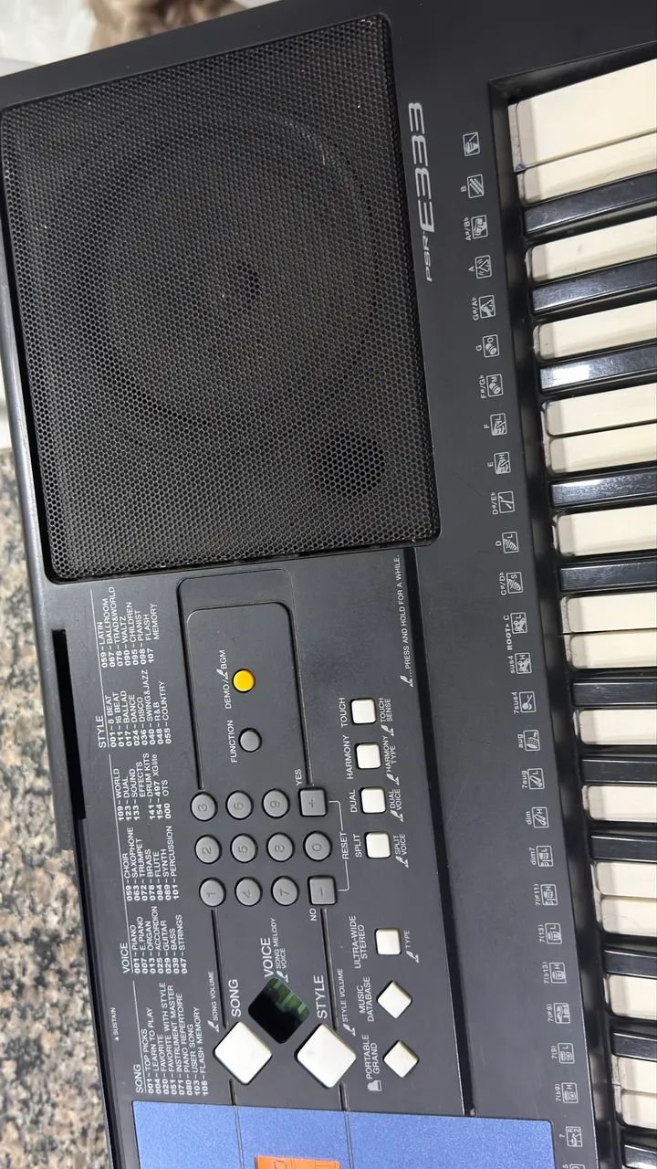 Teclado Yamaha psr e333 - Foto 2