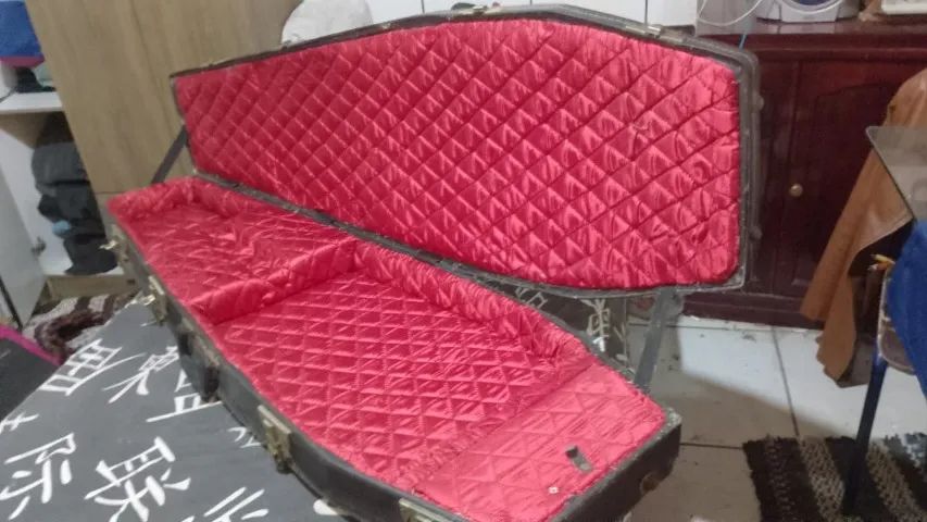 Case Estilo Caixão Para Guitarra  - Foto 2