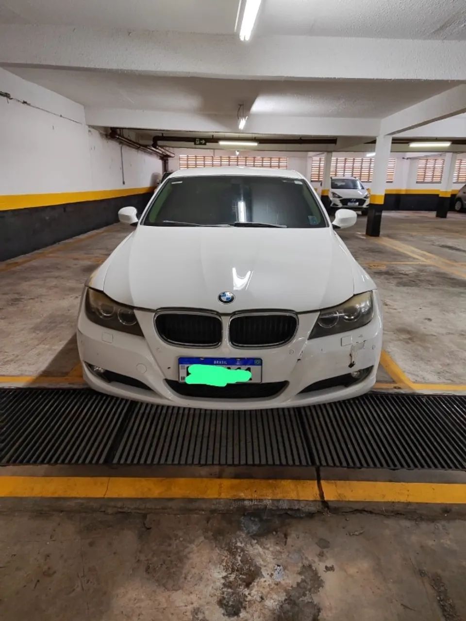 BMW 320I A 2011