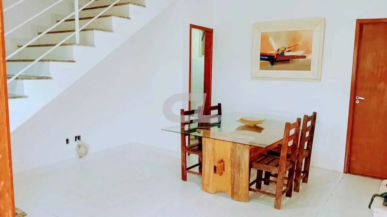 Casa, 2 quartos, 3 vagas