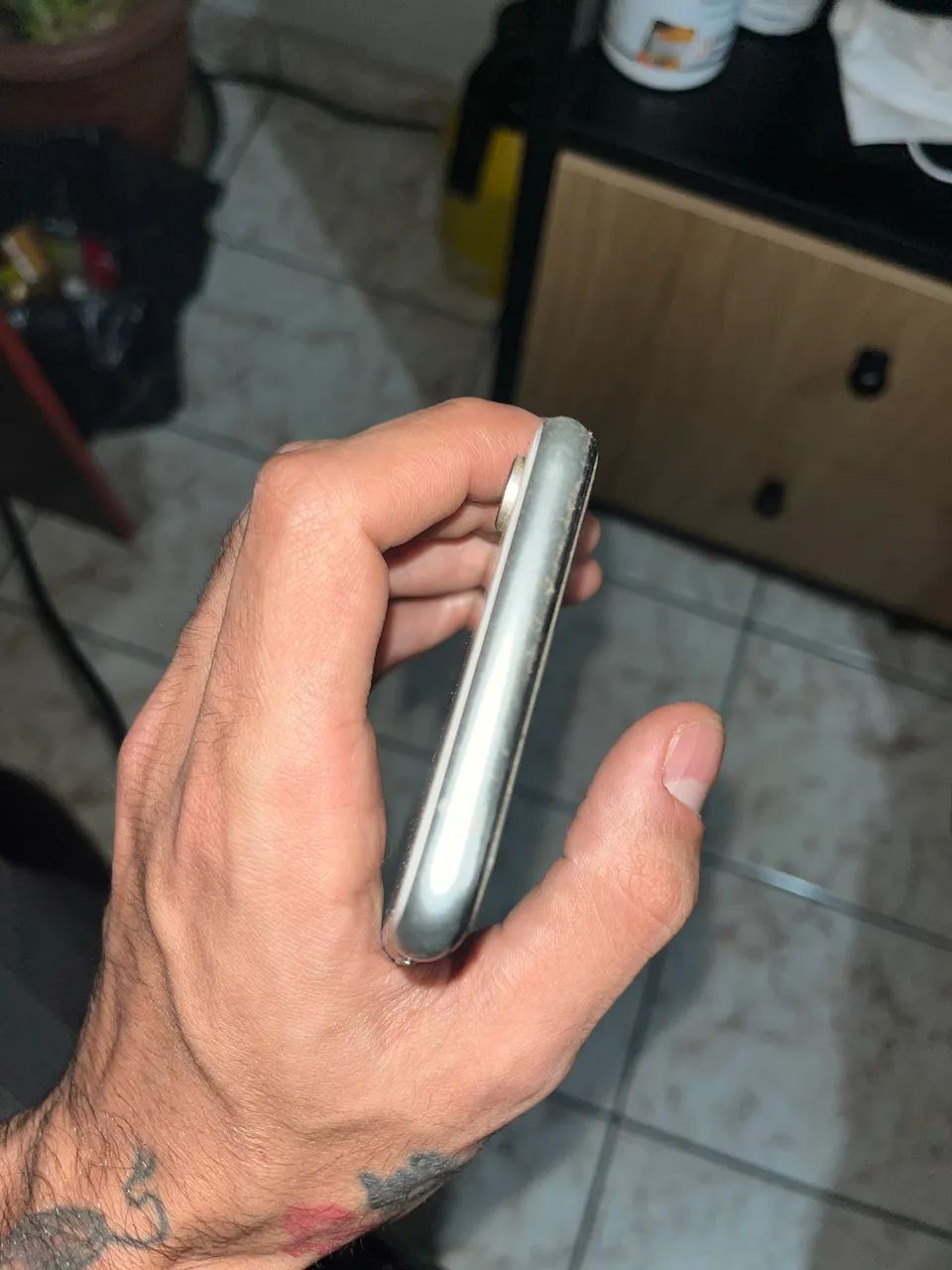 iPhone XR Branco 64GB - Foto 3