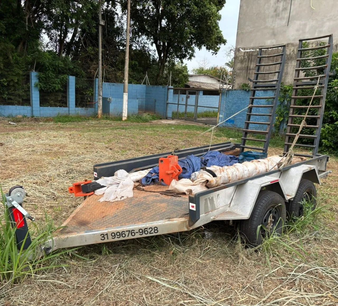 Carretinha Bitruck com documentação para mini escavadeira Yanmar vio20 - Foto 4